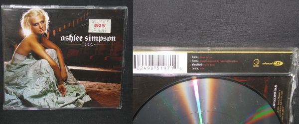 Ashlee Simpson - LOVE CD