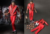 Michael Jackson HOT TOYS Thriller version