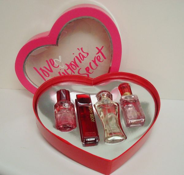 VICTORIA SECRET 4PC BODY MIST GIFT SET HEAVENLY,VERY SEXY,GO